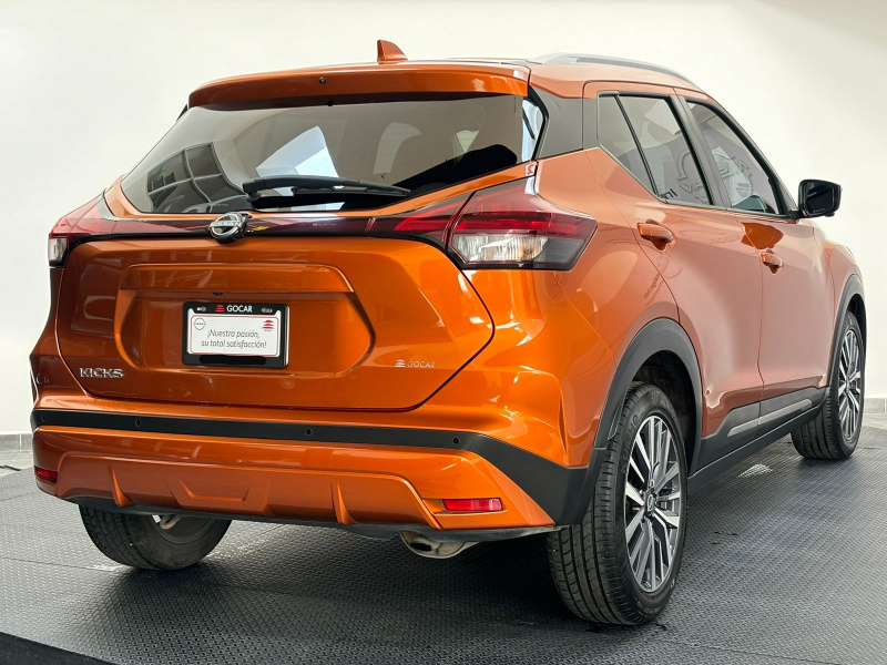 Nissan Kicks  5 pts. Exclusive, 1.6l, TA, a/ac. Aut., piel, GPS, RA-17 2022